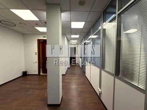 комерційна за адресою Басейна вул., 3