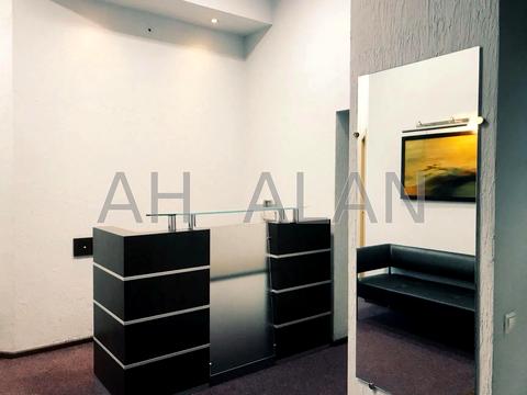 комерційна за адресою Саксаганського вул., 15