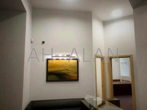 комерційна за адресою Саксаганського вул., 15