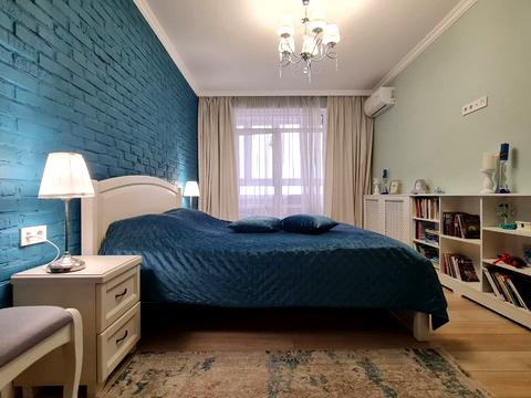 квартира по адресу Академика Глушкова просп., 9-В