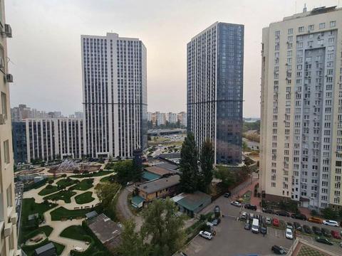 квартира по адресу Академика Глушкова просп., 9-В