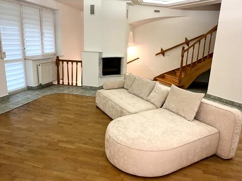 квартира по адресу Карпатская ул., 15а