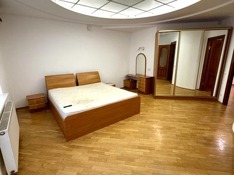 квартира по адресу Карпатская ул., 15а