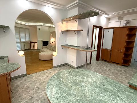 квартира за адресою Карпатська вул., 15а