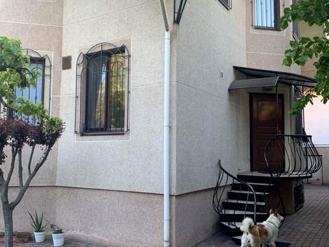 будинок за адресою Дача Ковалевського вул., 102