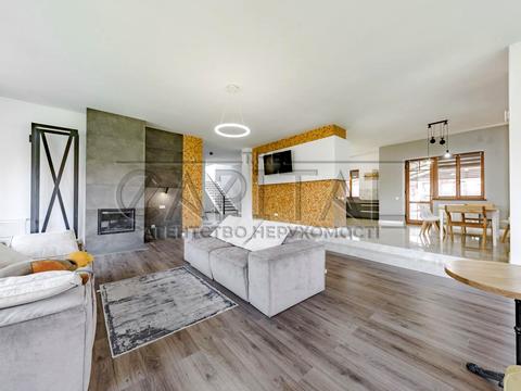 будинок за адресою Вишнева вул. (Леніна)