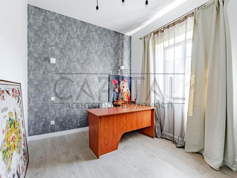 будинок за адресою Вишнева вул. (Леніна)