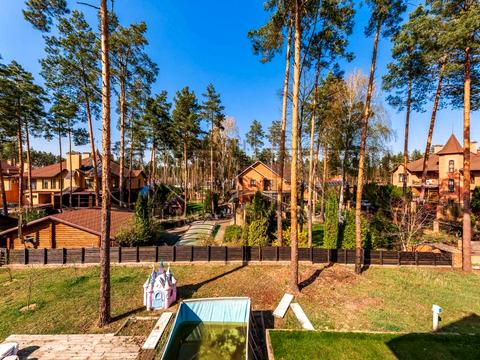 будинок за адресою Вишнева вул. (Леніна)