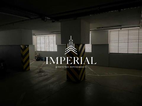 паркомісце за адресою Митрополита Василя Липківського вул. (Урицького), 33-А