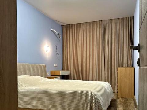 квартира за адресою Льва Ландау просп. (50-річчя СРСР), 52-Л