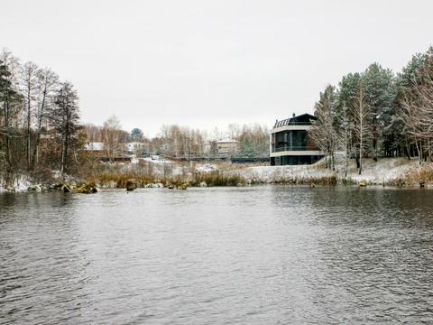 участок по адресу 