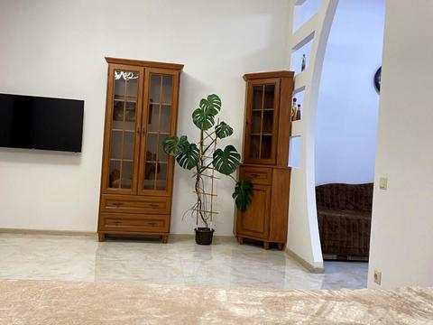 квартира за адресою Богдана Хмельницького вул., 43