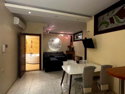 квартира за адресою Тіниста вул., 9/12