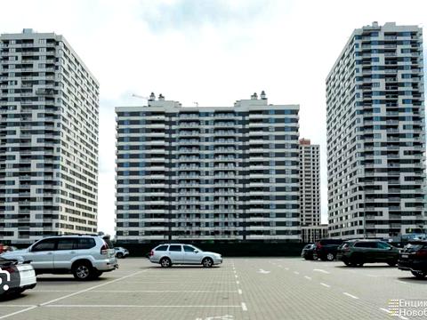 квартира за адресою Олександра Олеся вул., (Будинок 10.2)