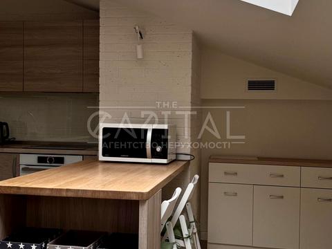 квартира за адресою Київ, Дегтярна вул., 10