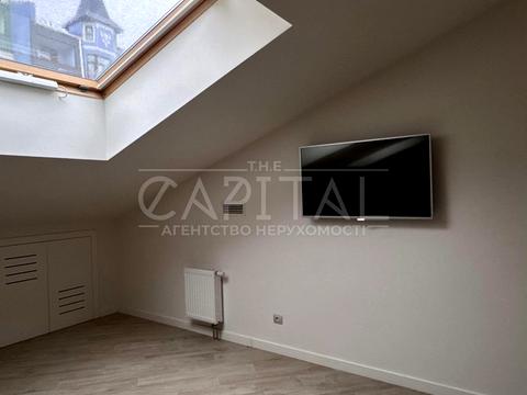 квартира за адресою Київ, Дегтярна вул., 10