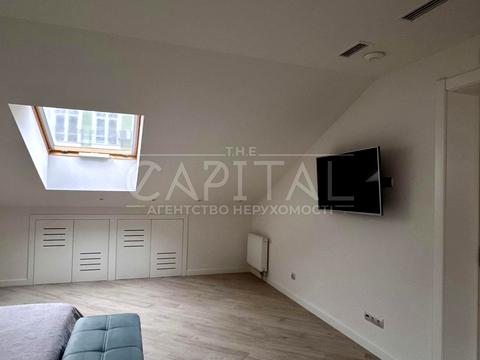 квартира за адресою Київ, Дегтярна вул., 10