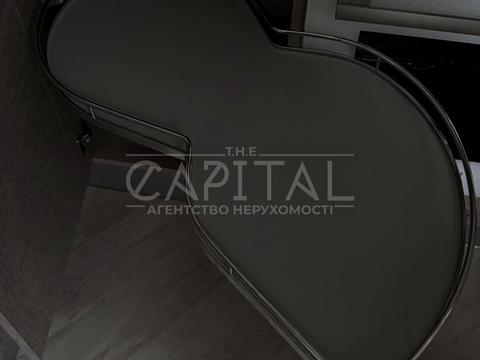 квартира за адресою Київ, Дегтярна вул., 10