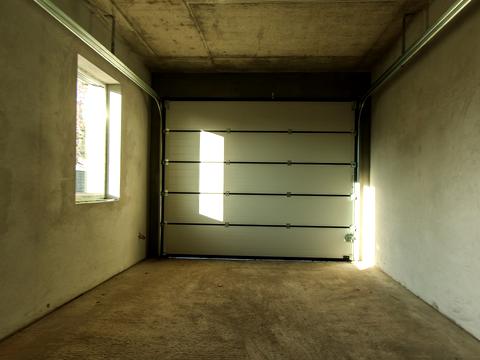 будинок за адресою Квітнева, 15