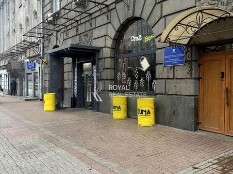 коммерческая по адресу Крещатик ул., 10-Б