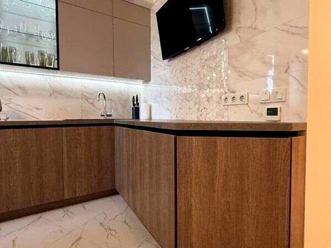 квартира за адресою Авіаконструктора Ігоря Сікорського вул. (Танкова), 1