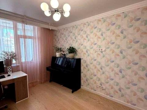 квартира за адресою Авіаконструктора Ігоря Сікорського вул. (Танкова), 1