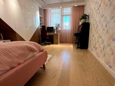 квартира за адресою Авіаконструктора Ігоря Сікорського вул. (Танкова), 1