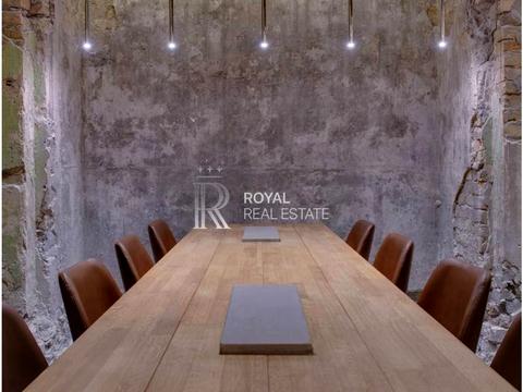 коммерческая по адресу Крещатик ул., 10-Б