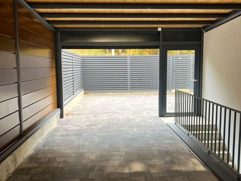 будинок за адресою Миколи Голубця вул. (), 16