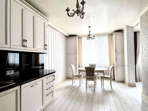 квартира по адресу Угорская ул., 14а