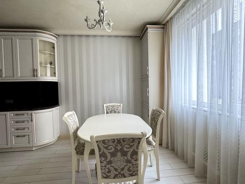 квартира по адресу Угорская ул., 14а