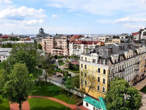 коммерческая по адресу Рыльский пер., 3