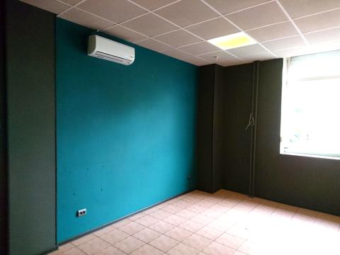 комерційна за адресою Академіка Булаховського вул., 5-Г