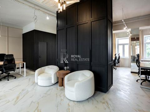 комерційна за адресою Еспланадна вул., 32-В