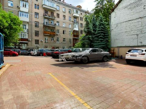 комерційна за адресою Еспланадна вул., 32-В