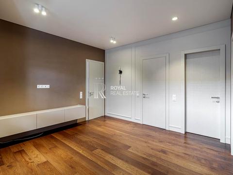 будинок за адресою Тепла, 2