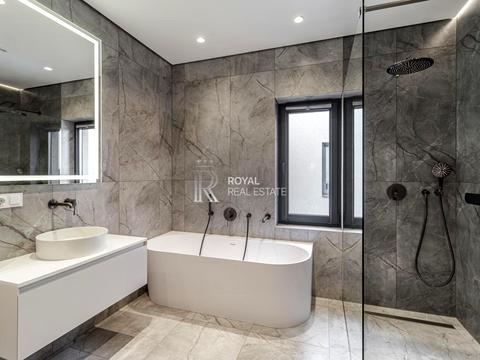 будинок за адресою Тепла, 2