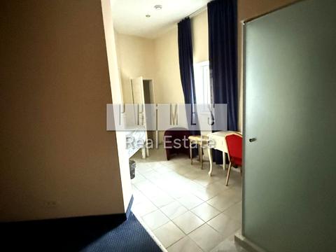 комерційна за адресою Велика Васильківська вул. (Червоноармійська), 5