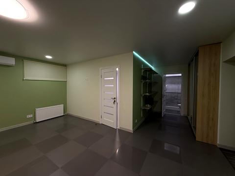 коммерческая по адресу Героев Небесной Сотни просп., 18/6