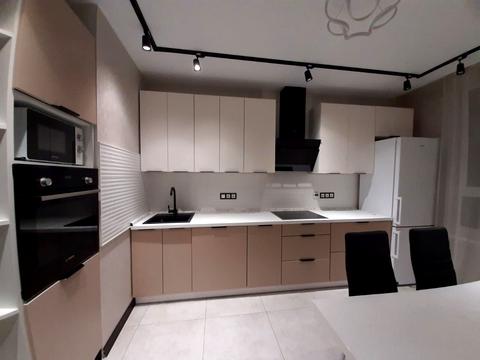 квартира по адресу Драгоманова ул., 10