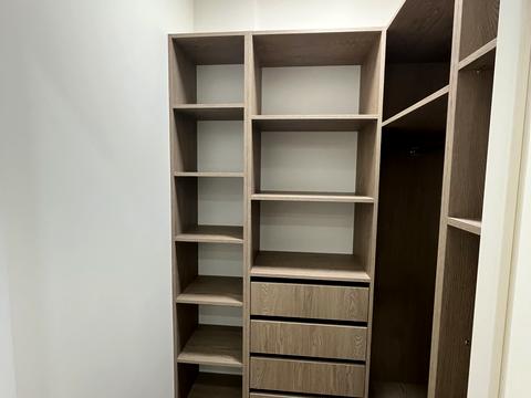 квартира по адресу Юліана Пелеша ул., 3