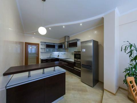 квартира по адресу Дмитриевская ул., 69