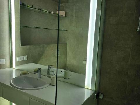 квартира по адресу Левка Лукʼяненка ул. (Василия Жуковского), 16, 18, 20, 24