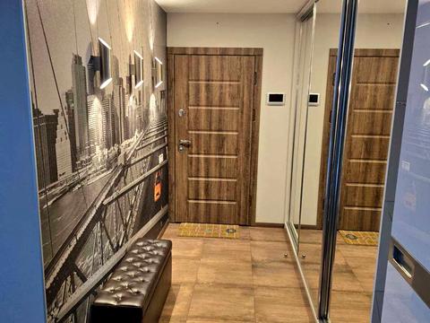 квартира по адресу Левка Лукʼяненка ул. (Василия Жуковского), 16, 18, 20, 24