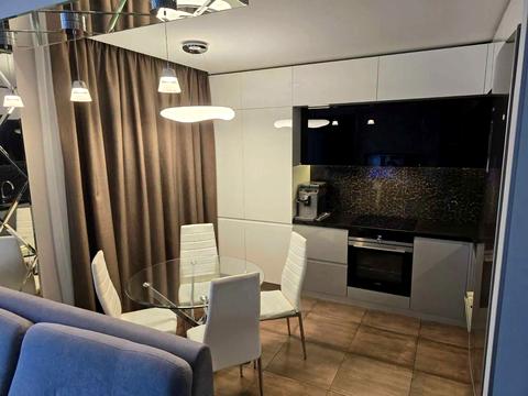 квартира по адресу Левка Лукʼяненка ул. (Василия Жуковского), 16, 18, 20, 24