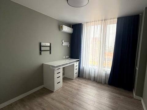 квартира за адресою Регенераторна вул., 4