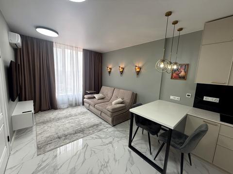 квартира за адресою Регенераторна вул., 4