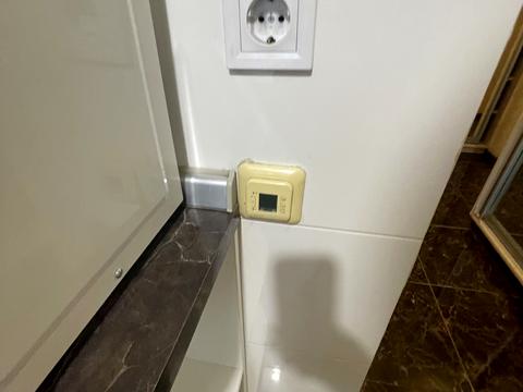 квартира за адресою Ревуцького вул., 13