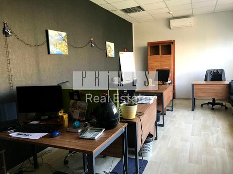 комерційна за адресою Миколи Закревського вул., 22