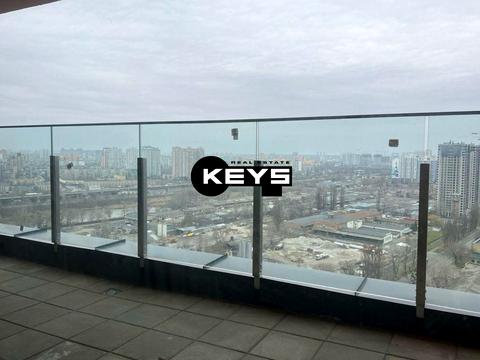 квартира за адресою Причальна вул., 10